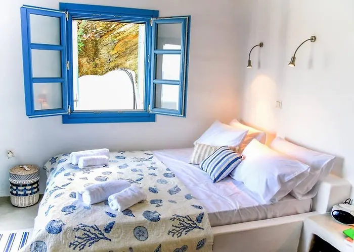 Niloya Kythnos بيت للعطل *