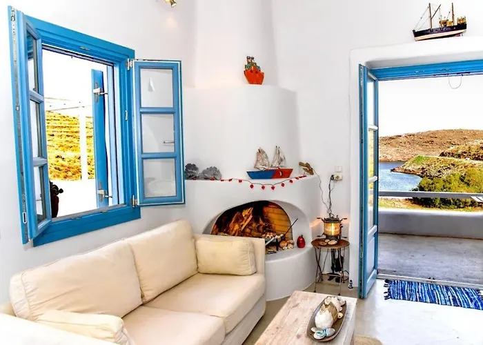 Niloya Kythnos بيت للعطل Loutrá