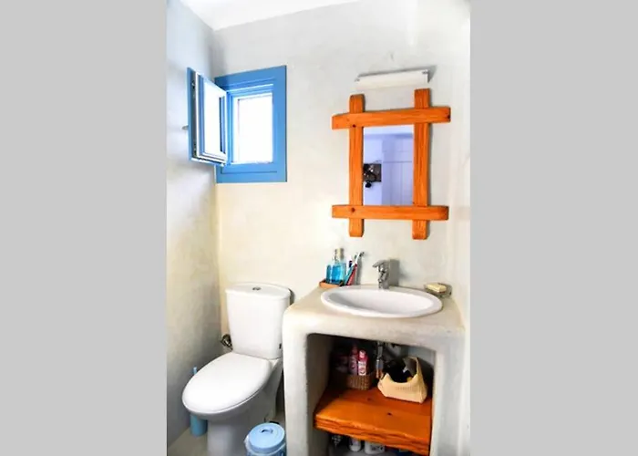 Niloya Kythnos بيت للعطل *