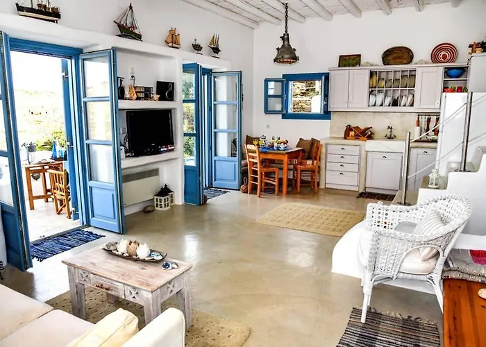 Niloya Kythnos * Loutrá